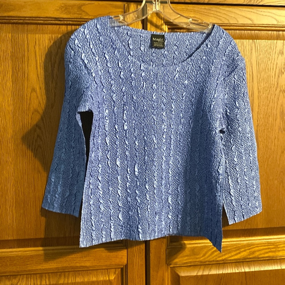 Magic It Fits! Blouse.